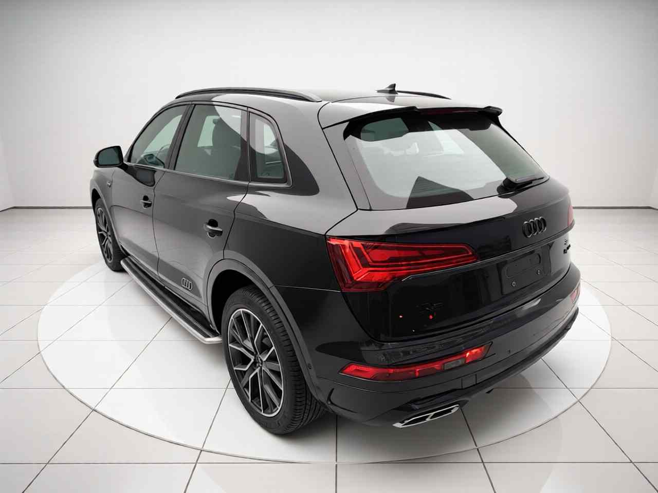 奥迪Q5L 2025款 45 TFSI 臻选动感型(3)