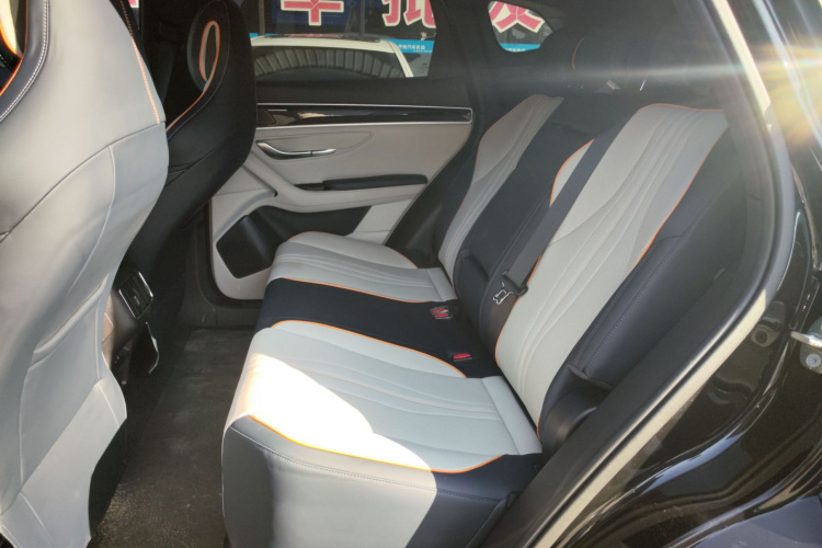 比亚迪 宋PLUS新能源 2021款 DM-i 110KM 旗舰PLUS中控内饰7004