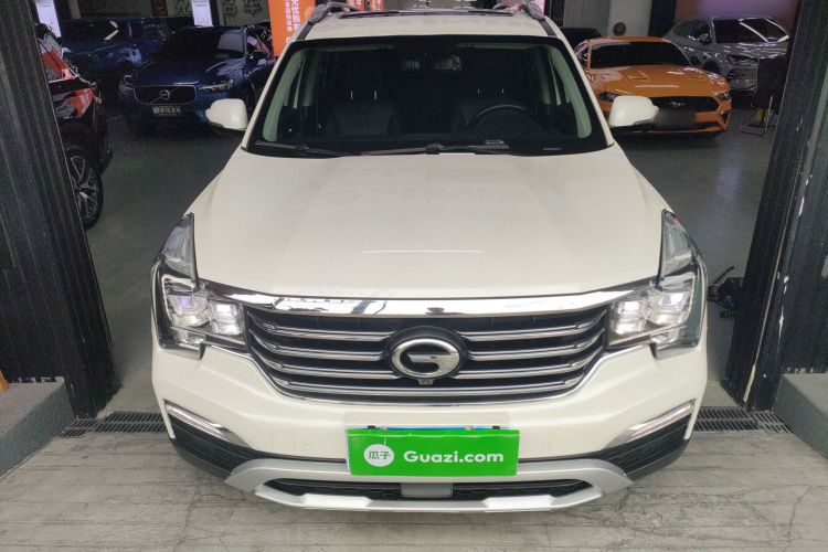 广汽传祺 传祺GS8 2017款 320T 两驱豪华智联版（七座）车身外观2