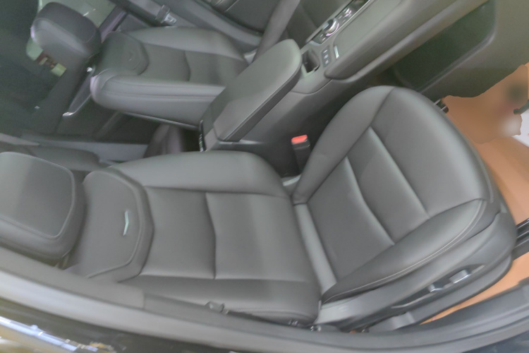 凯迪拉克XT6 2021款 28T 六座风尚型局部细节41