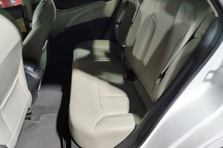 别克 英朗 2018款 15T 双离合精英型 国V中控内饰7004