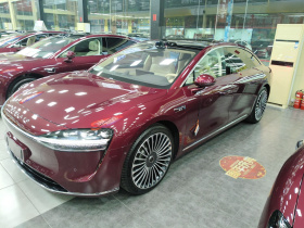 鸿蒙智行 享界S9 2024款 纯电 Ultra 四驱旗舰版