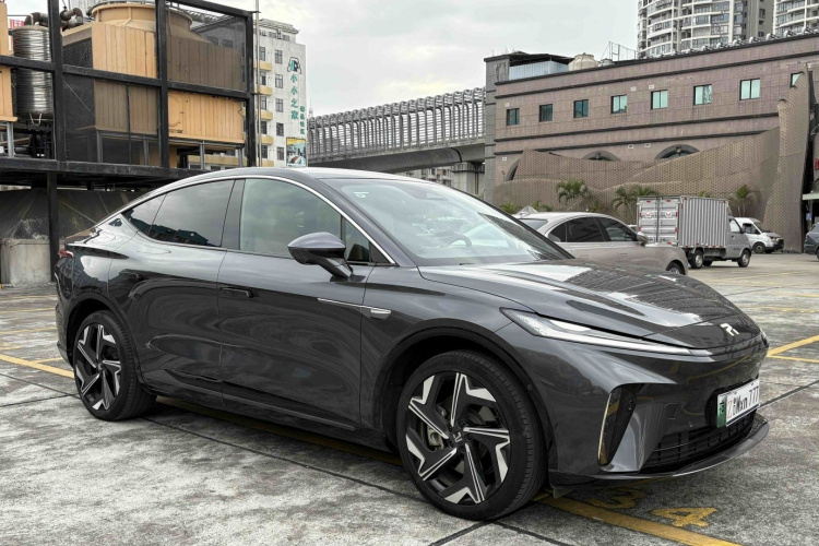 飞凡汽车 飞凡R7 2023款 后驱屏霸版车身外观6003