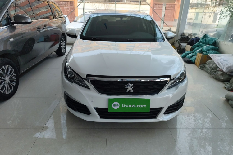 标致308 2018款 1.6L 自动时尚版车身外观2