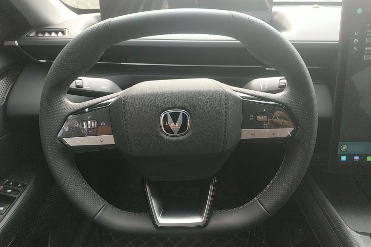 长安 逸动 2024款 1.5T GDI自动 旗舰型局部细节13