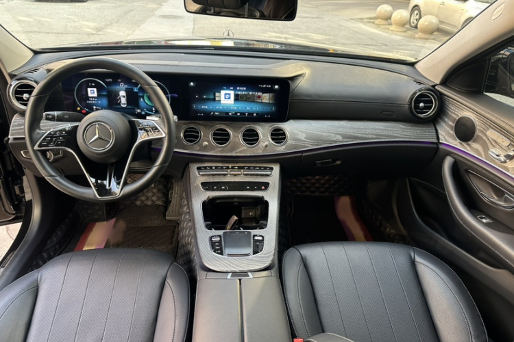 奔驰E级 2021款 E 300 L 时尚型中控内饰7003