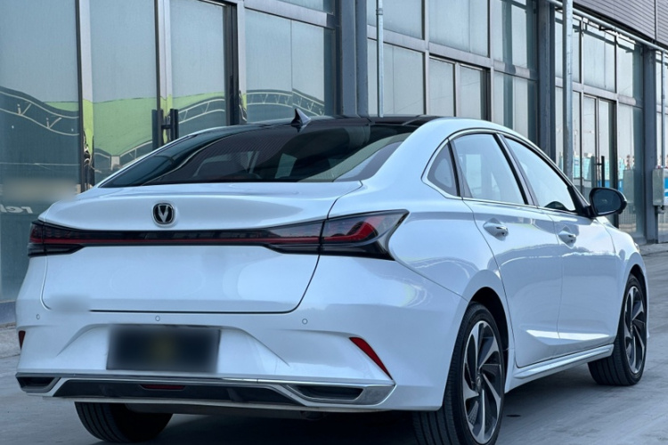 长安 锐程PLUS 2023款 1.5T DCT领航型车身外观6005