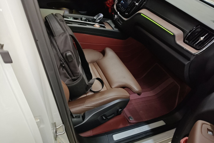 沃尔沃XC60 2024款 B5 四驱智远豪华版局部细节41