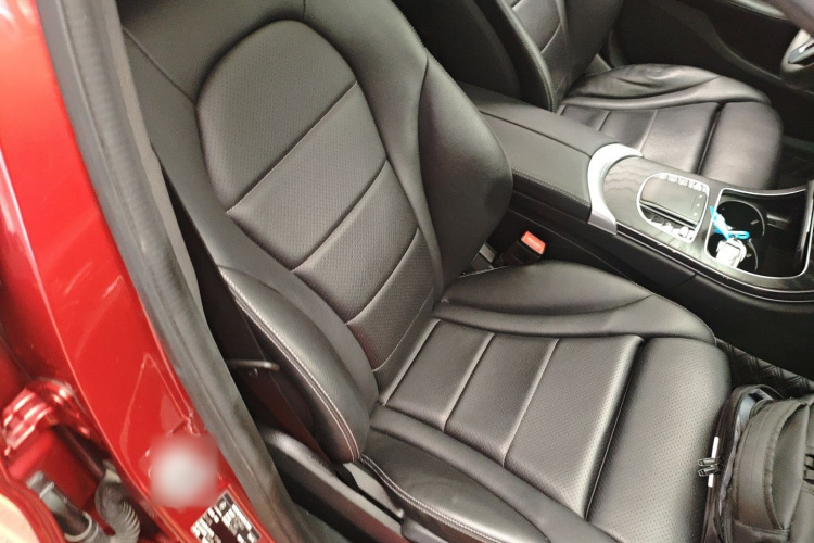 奔驰C级 2019款 C 180 L 时尚型运动版局部细节41