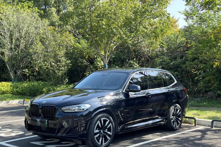 宝马iX3 2023款 领先型车身外观6007