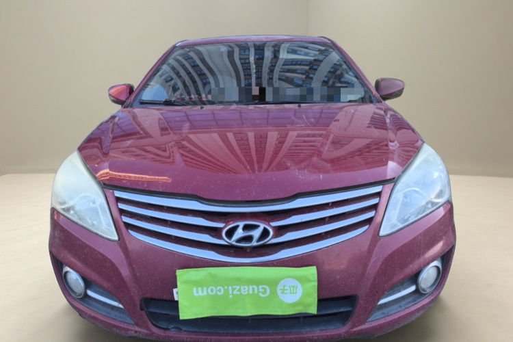 现代 悦动 2011款 1.6L 自动豪华型车身外观2