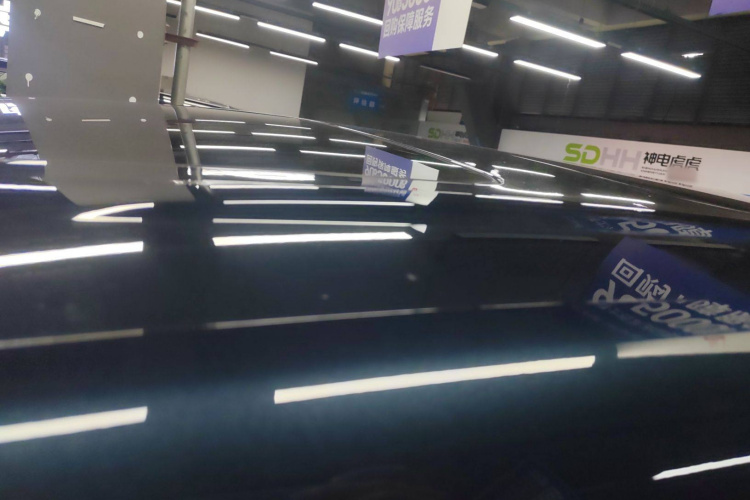 腾势D9 2022款 DM-i 970 四驱旗舰型车身外观57