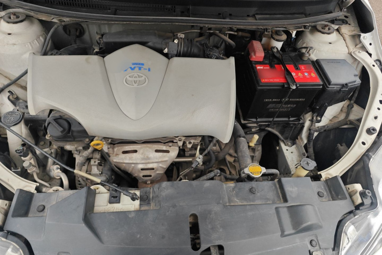 丰田 YARiS L 致炫 2015款 1.5E 自动魅动版机舱底盘24