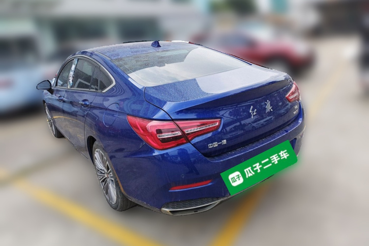 红旗H5 2022款 经典款 改款 1.5T DCT旗韵版车身外观5