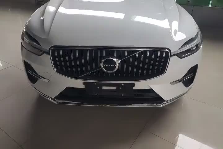 沃尔沃XC60 2022款 B5 四驱智逸豪华版实拍1