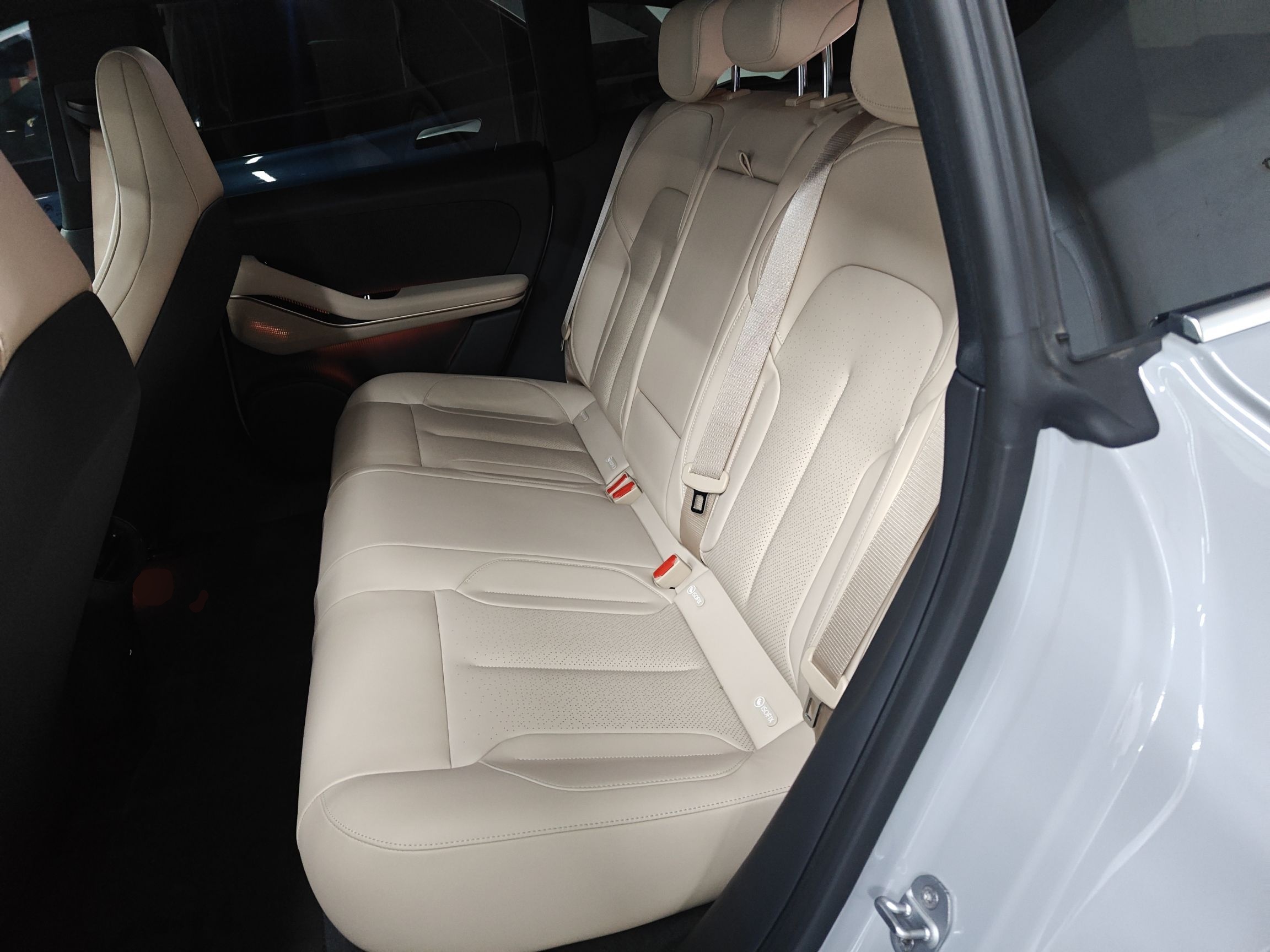 蔚来ET5T 2024款 75kWh Touring