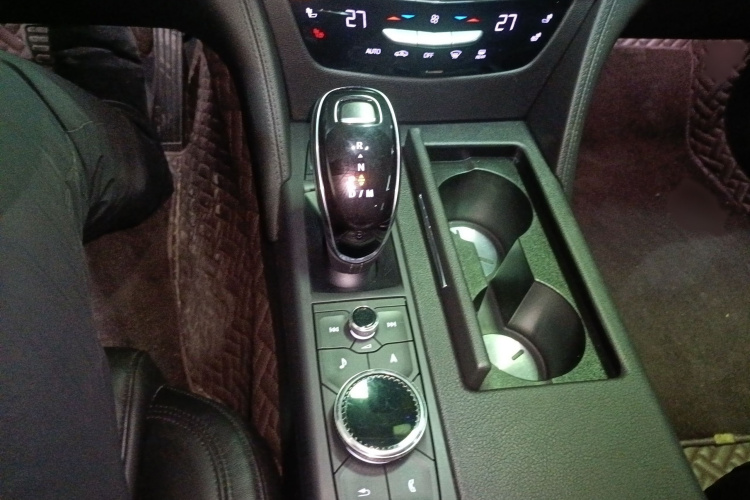 凯迪拉克CT6 2019款 28T 精英型局部细节18