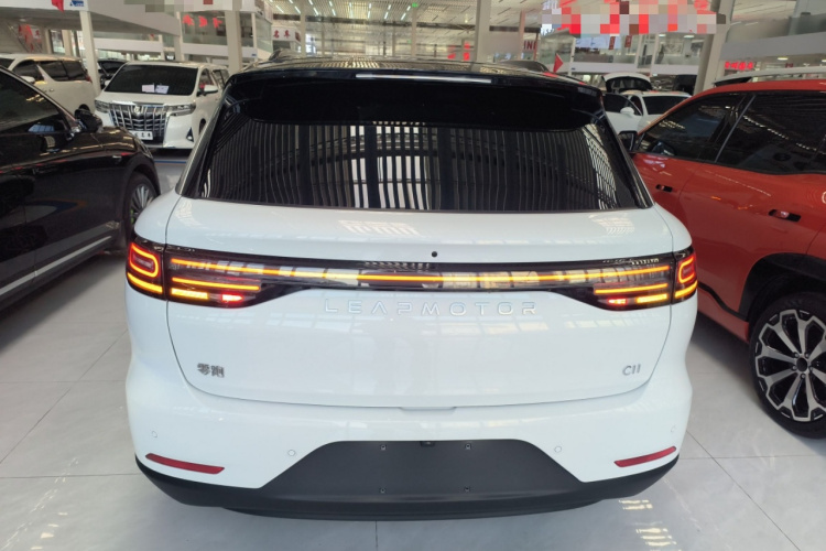 零跑汽车 零跑C11 2026款 增程 300激光雷达智尊版车身外观6004