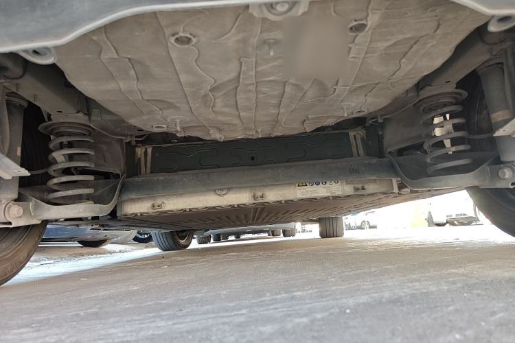 埃安 AION Y 2023款 Younger局部细节9009