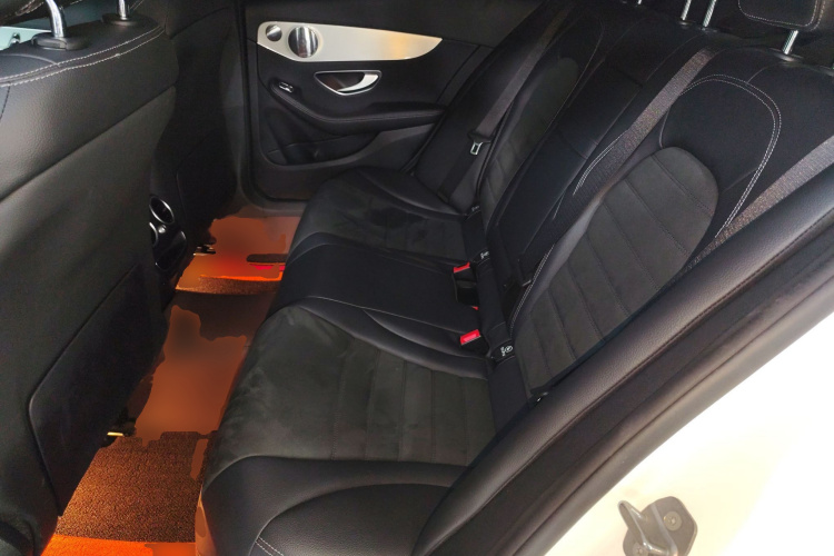 奔驰C级 2021款 C 260 星耀臻藏版中控内饰21