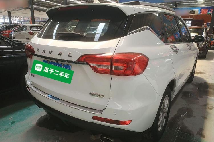 哈弗M6 2018款 改款 1.5T DCT两驱精英型车身外观7