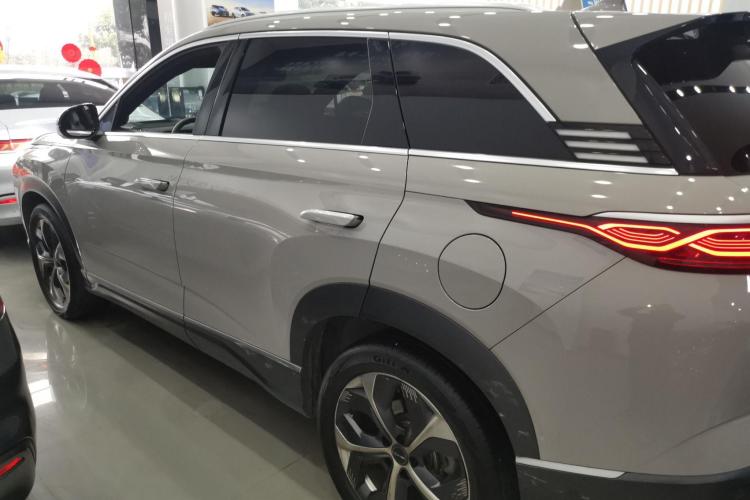 比亚迪 护卫舰07 2023款 DM-i 100KM 旗舰型车身外观6003