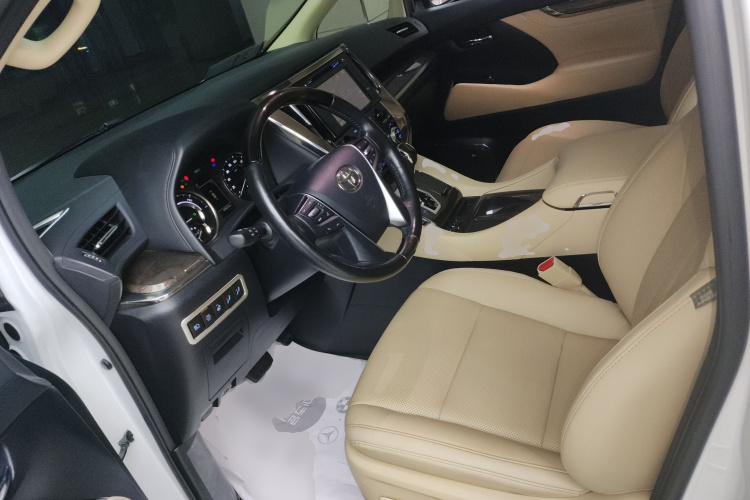 丰田 威尔法 2019款 双擎 2.5L HV尊贵版中控内饰19