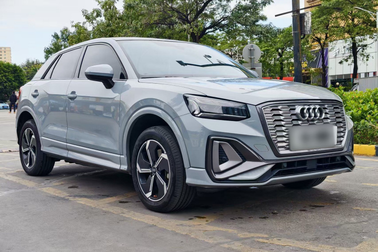 奥迪Q2L e-tron 2022款 Q2L e-tron 纯电智享型车身外观6001