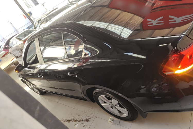 大众 2019款 朗逸启航 1.5L 自动风尚版 国VI车身外观4