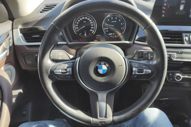 宝马X1 2022款 sDrive25Li 领先型中控内饰13