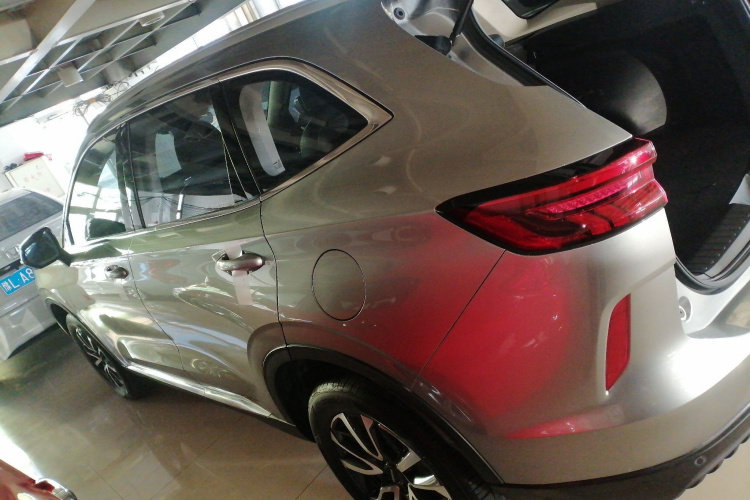 哈弗H6 2021款 第三代 1.5T 自动两驱Max车身外观4