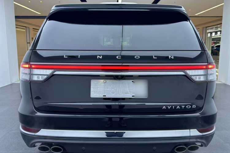 林肯 飞行家 2020款 3.0T V6 四驱尊享版车身外观6006