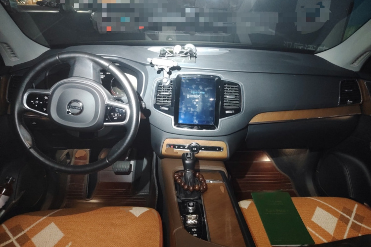 沃尔沃XC90 2019款 T6 智逸版 7座 国VI中控内饰12