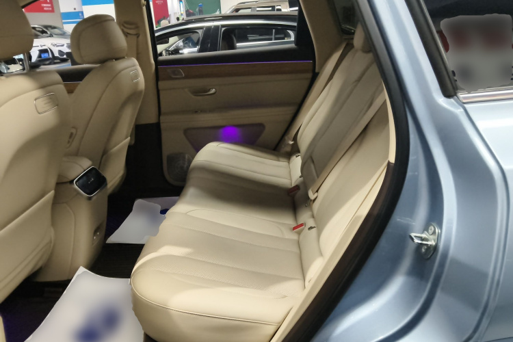 鸿蒙智行 问界M7 2024款 1.5T 后驱Plus版 5座中控内饰7004