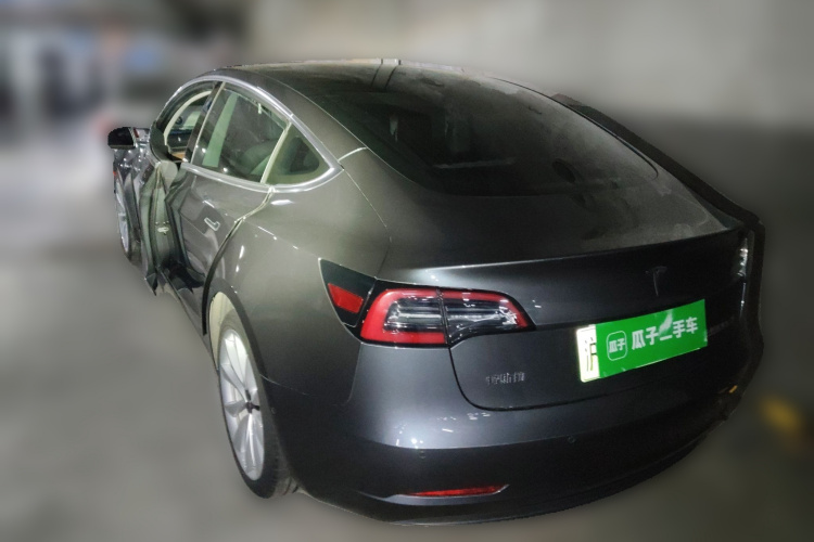 特斯拉 Model 3 2019款 标准续航后驱升级版车身外观5