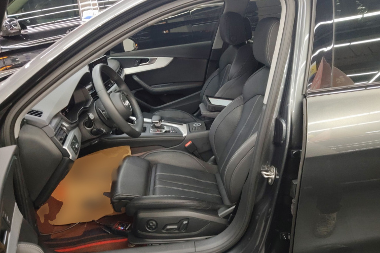 奥迪A4L 2020款 40 TFSI 时尚动感型局部细节19