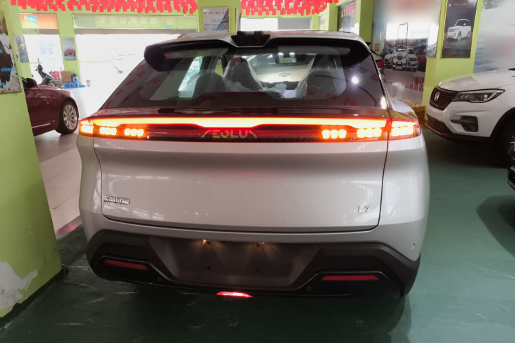 东风风神 风神L7新能源 2024款 205 Plus车身外观6