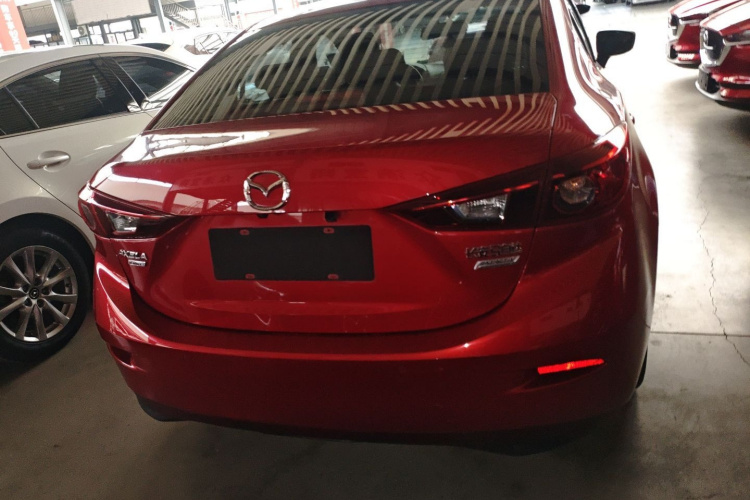 马自达3 昂克赛拉 2016款 三厢 2.0L 自动运动型车身外观6004