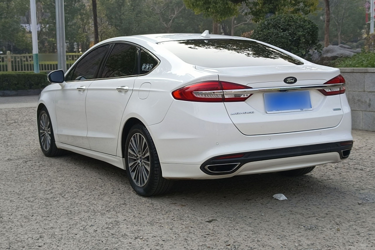 福特 蒙迪欧 2017款 EcoBoost 180 时尚型车身外观6004