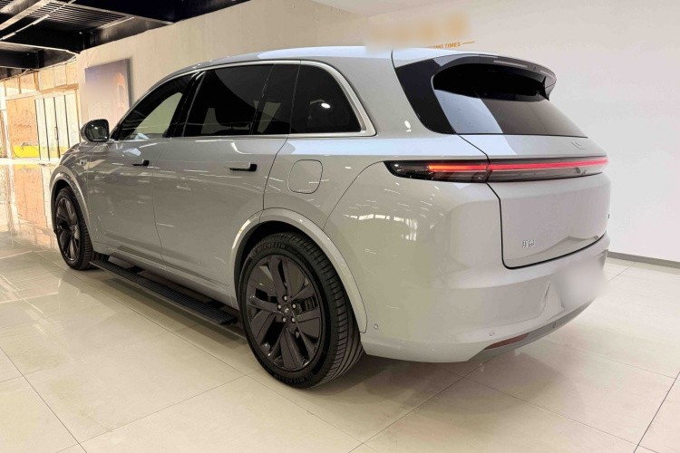 理想汽车 理想L7 2023款 Max车身外观6006