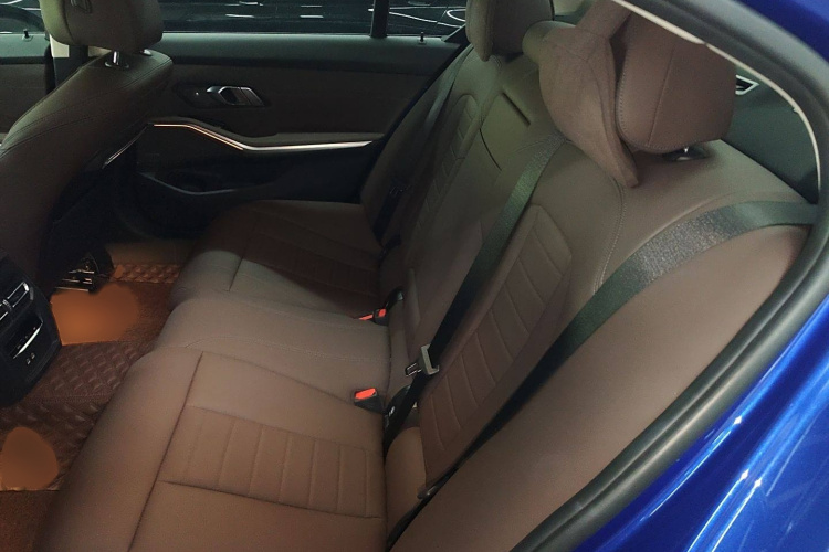 宝马3系 2020款 改款 325Li M运动曜夜套装中控内饰7004