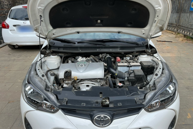 丰田 YARiS L 致享 2020款 1.5L CVT领先版中控内饰7005