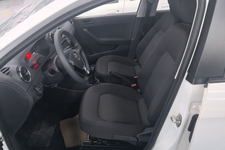 大众 捷达 2017款 1.5L 手动时尚型中控内饰19