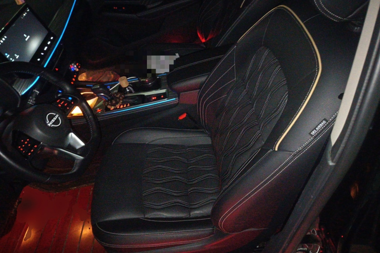 日产 天籁 2022款 2.0T XL 进享版中控内饰19