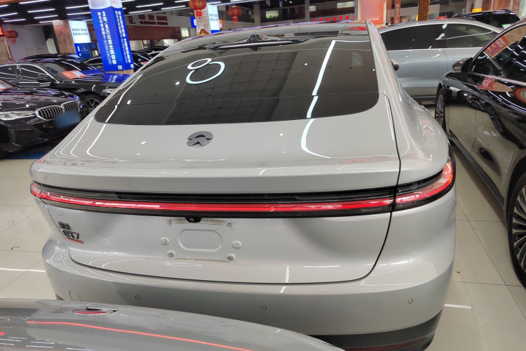 蔚来ET7 2022款 100kWh 首发版车身外观6