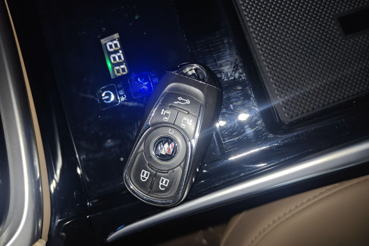 别克GL8 2021款 ES陆尊 653T 旗舰型中控内饰7001