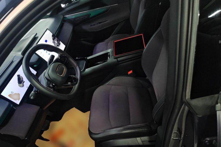 领克08 EM-P 2023款 220km 时间限量版局部细节19