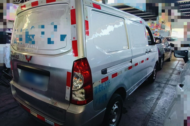 五菱汽车 五菱荣光 2015款 1.2L S 基本型CNG车身外观6005