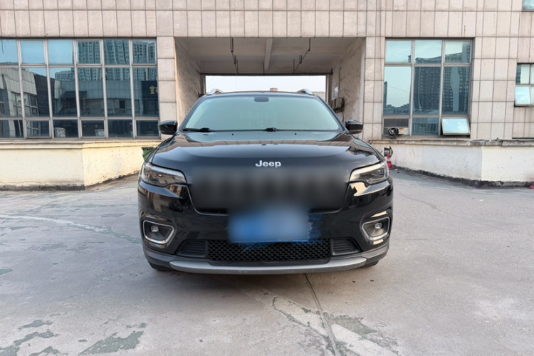 Jeep 自由光 2019款 2.0T 两驱智享版 国V车身外观6005