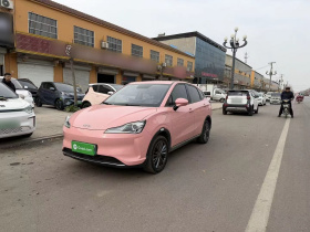 哪吒汽车 哪吒V 2022款 潮 400 Lite 粉色定制款